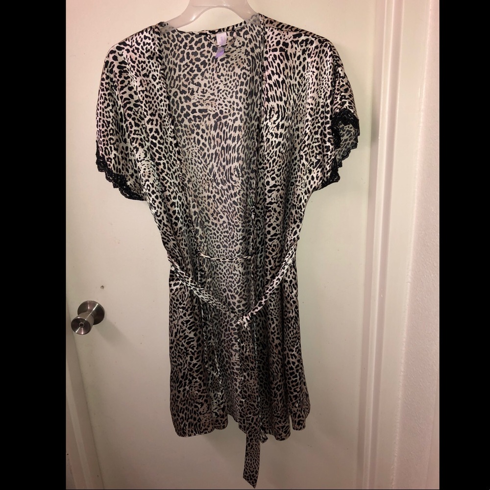 SOLD- Robe/Gown/Cover Up